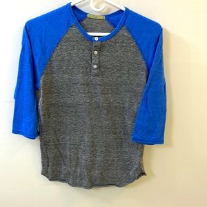 Baseball T, Alternative Earth